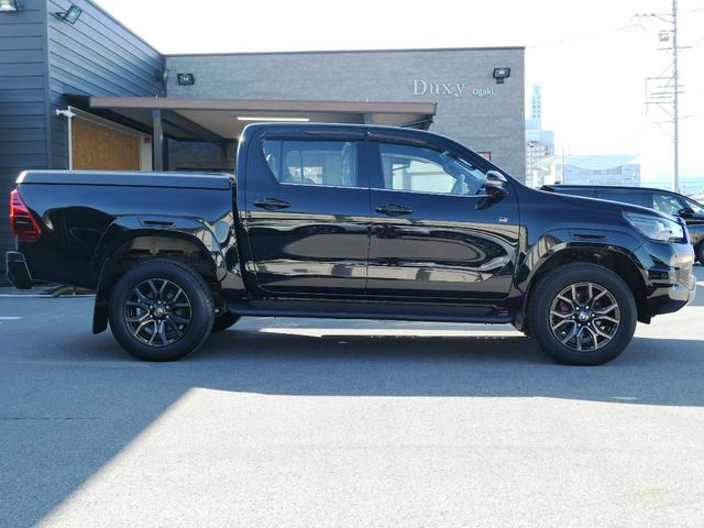 ハイラックス Z GRスポーツ ハードトノカバー ベッドライナー ETC2.0 前後ドライブレコーダー パノラミックビューモニター ナビ クリアランスソナー サイドバイザー ドアハンドルプロテクター アルミペダル オーバーフェンダー(26枚目)