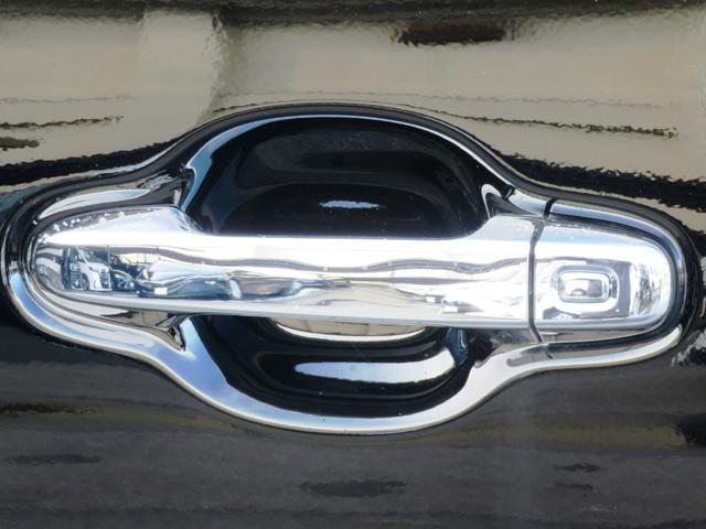 アルファード ２．５Ｓ　Ｃパッケージ　ツインムーンルーフ　デジタルインナーミラー　前後ドライブレコーダー　バックカメラ　ブラインドスポットモニター　シートメモリー　パワーシート　パワーバックドア　サイドバイザー　ＥＴＣ２．０　　ナビキット（30枚目）