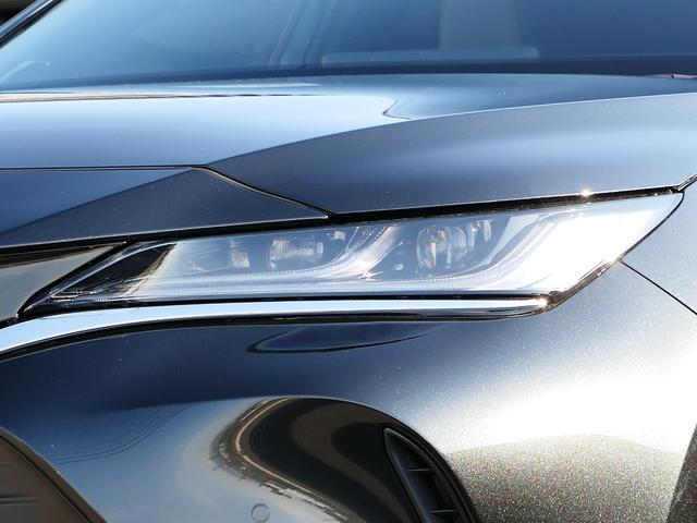 ハリアーハイブリッド Ｚ　レザーパッケージ・ナイトシェード　調光パノラマルーフ　アクセサリーコンセント　１５００Ｗ　デジタルインナーミラー　パノラミックビューモニター　置くだけ充電　ハンズフリーパワーバックドア　シートヒーター　シートエアコン　ＪＢＬ　　ＥＴＣ（8枚目）