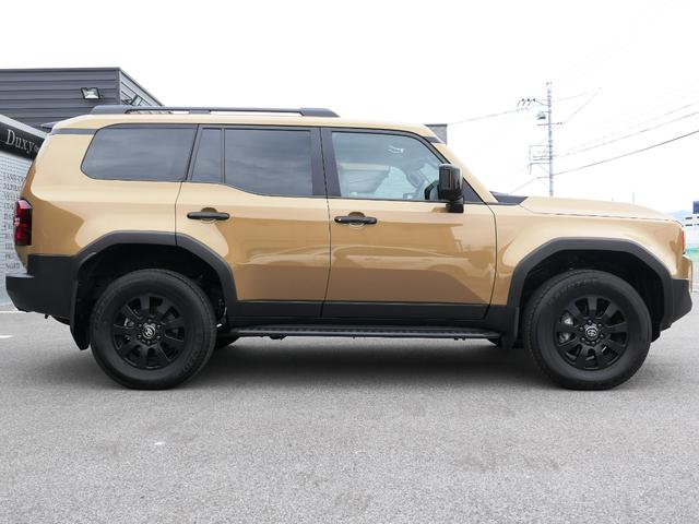 ランドクルーザー２５０ ＶＸファーストエディション　丸型ヘッドライト　デジタルインナーミラー　サンルーフ　パノラミックビューモニター　ブラインドスポットモニター　シートヒーター　シートエアコン　パワーバックドア　トヨタチームメイト　　ドライブレコーダー（25枚目）