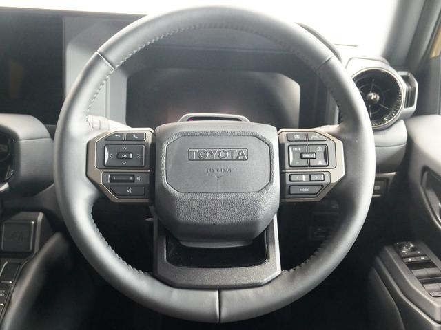 ランドクルーザー２５０ ＶＸファーストエディション　丸型ヘッドライト　デジタルインナーミラー　サンルーフ　パノラミックビューモニター　ブラインドスポットモニター　シートヒーター　シートエアコン　パワーバックドア　トヨタチームメイト　　ドライブレコーダー（37枚目）