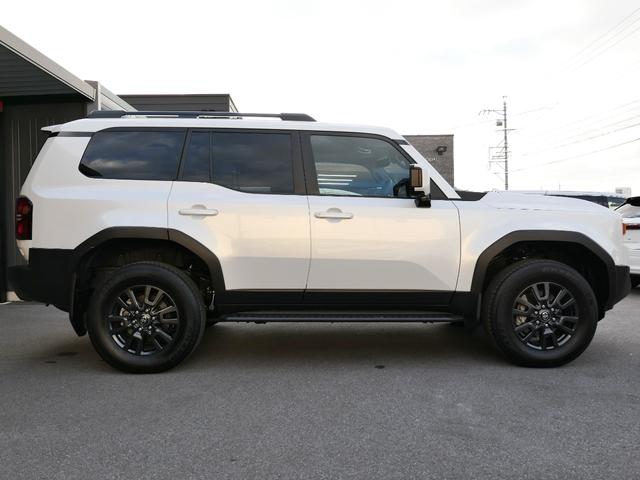 ランドクルーザー２５０ ＶＸ　チルト＆スライド電動ムーンルーフ　デジタルインナーミラー　パノラミックビューモニター　ＥＴＣ２．０　ルーフレール　前後ドライブレコーダー　シートヒーター　シートエアコン　パワーバックドア　パワーシート（26枚目）