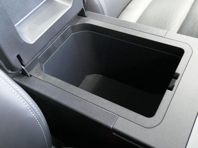 ランドクルーザー２５０ ＶＸ　チルト＆スライド電動ムーンルーフ　デジタルインナーミラー　パノラミックビューモニター　ＥＴＣ２．０　ルーフレール　前後ドライブレコーダー　シートヒーター　シートエアコン　パワーバックドア　パワーシート（54枚目）