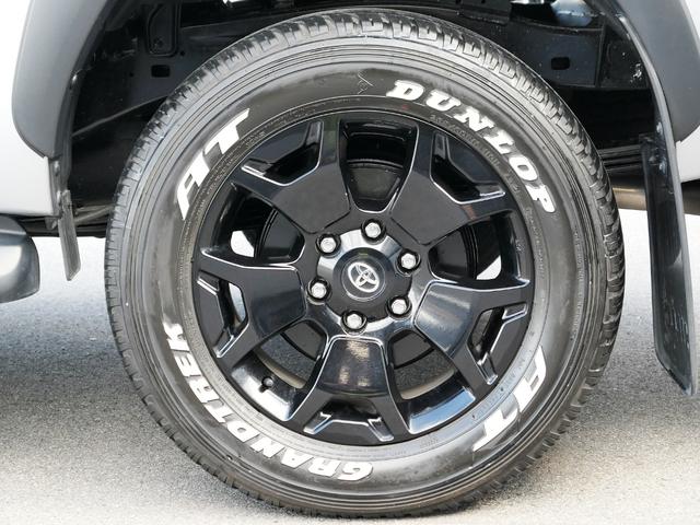 ハイラックス Ｚ　ブラックラリーエディション　ホワイトレタータイヤ　後席ディスプレイ　サイドバイザー　バックカメラ　ＥＴＣ　ＡＬＰＩＮＥ　フローティングナビ　ベッドライナー　トノカバー　バグガード　フルセグＴＶ　ドライブレコーダー　　カスタムカー（12枚目）