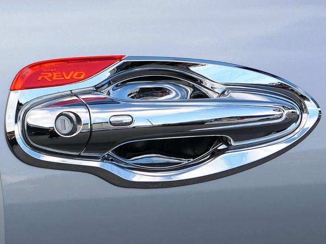 ハイラックス Ｚ　ブラックラリーエディション　ホワイトレタータイヤ　後席ディスプレイ　サイドバイザー　バックカメラ　ＥＴＣ　ＡＬＰＩＮＥ　フローティングナビ　ベッドライナー　トノカバー　バグガード　フルセグＴＶ　ドライブレコーダー　　カスタムカー（33枚目）