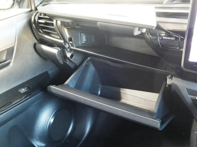 ハイラックス Ｚ　ブラックラリーエディション　ホワイトレタータイヤ　後席ディスプレイ　サイドバイザー　バックカメラ　ＥＴＣ　ＡＬＰＩＮＥ　フローティングナビ　ベッドライナー　トノカバー　バグガード　フルセグＴＶ　ドライブレコーダー　　カスタムカー（59枚目）