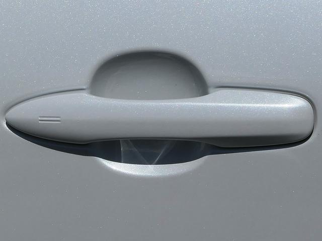 プリウス Ｚ　ディスプレイオーディオＰｌｕｓ　デジタルインナーミラー　パノラミックビューモニター　ブラインドスポットモニター　シートヒーター　パワーシート　シートメモリー　ＥＴＣ２．０　１５００Ｗ電源　フルセグＴＶ（11枚目）