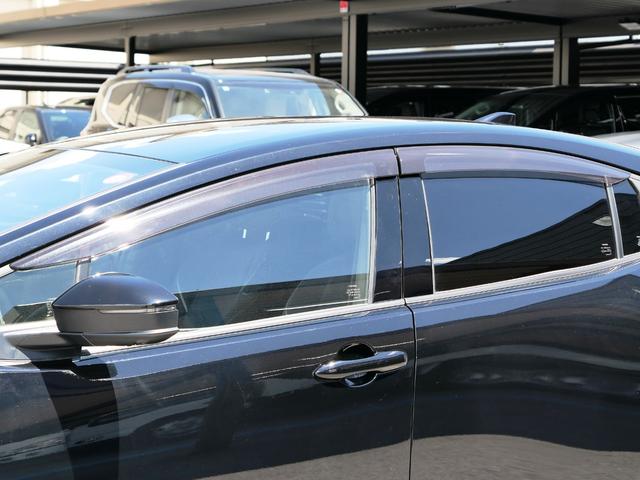 プリウス Ｚ　デジタルミラー　モデリスタフルエアロ　サイドバイザー　パノラミックビューモニター　ブラインドスポットモニター　シートヒーター　パワーシート　シートメモリー　パワーバックドア　ＴＶ　　黒内装　　ドラレコ（13枚目）