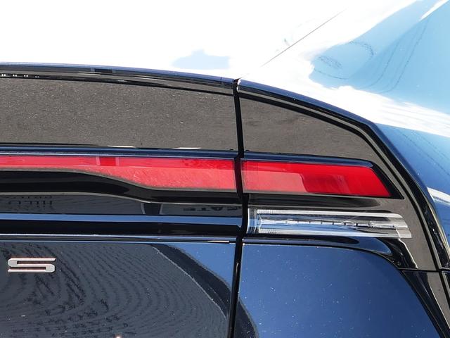 プリウス Ｚ　デジタルミラー　モデリスタフルエアロ　サイドバイザー　パノラミックビューモニター　ブラインドスポットモニター　シートヒーター　パワーシート　シートメモリー　パワーバックドア　ＴＶ　　黒内装　　ドラレコ（21枚目）