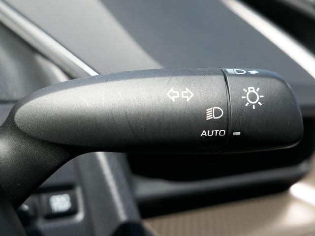 プリウス Ｚ　デジタルミラー　モデリスタフルエアロ　サイドバイザー　パノラミックビューモニター　ブラインドスポットモニター　シートヒーター　パワーシート　シートメモリー　パワーバックドア　ＴＶ　　黒内装　　ドラレコ（35枚目）