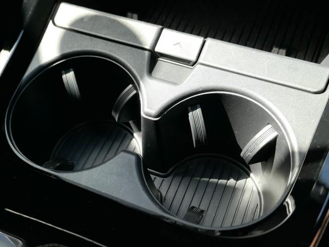 プリウス Ｚ　デジタルミラー　モデリスタフルエアロ　サイドバイザー　パノラミックビューモニター　ブラインドスポットモニター　シートヒーター　パワーシート　シートメモリー　パワーバックドア　ＴＶ　　黒内装　　ドラレコ（50枚目）