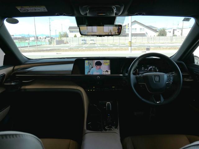 クラウンスポーツ Z デジタルミラー 運転席・助手席ドリンクホルダー パノラミックビューモニター ブラインドスポットモニター ハンズフリーパワーバックドア シートメモリー シートヒーター パワーシート 1500W電源 TV(35枚目)