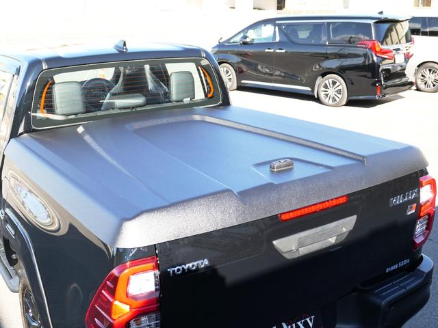 ハイラックス Z GRスポーツ ハードトノカバー ベッドライナー ETC2.0 前後ドライブレコーダー パノラミックビューモニター ナビ クリアランスソナー サイドバイザー ドアハンドルプロテクター アルミペダル オーバーフェンダー(24枚目)