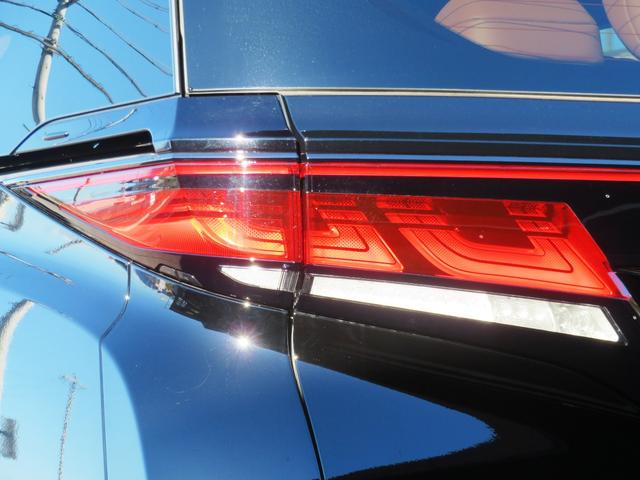 TOYOTA VELLFIRE HYBRID Z PREMIER