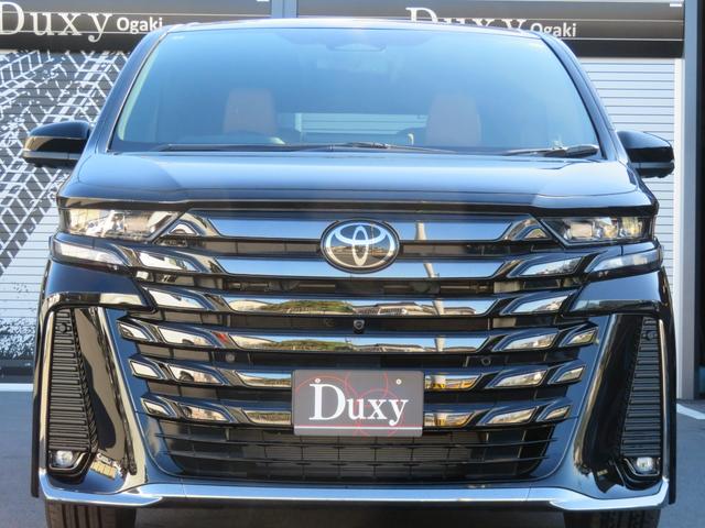 TOYOTA VELLFIRE HYBRID Z PREMIER