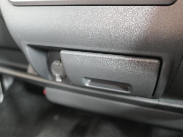 ハイエースバン ロングスーパーＧＬ　ダークプライムＳ　パノラミックビューモニター　デジタルインナーミラー　ＥＴＣ　サイドバイザー　両側パワースライドドア　特別仕様車　スマートキー　メッキグリル　ステアリングスイッチ　１５インチアルミ　　ＬＥＤヘッドランプ（48枚目）