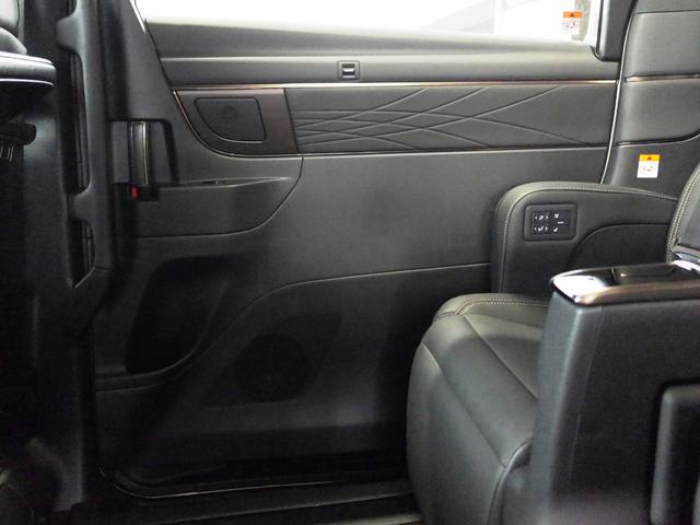 アルファードハイブリッド Ｚ　ルーフ　ＤＭ　スペアタイヤ　前方向ドライブレコーダー　１５００Ｗ電源　パノラミックビューモニター　シートヒーター　シートエアコン　パワーバックドア　両側パワースライドドア　ステアリングヒーター　ＥＴＣ（62枚目）