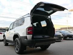 �Ǻܼ�ξ�ʳ��ˤ��б���ǽ�Ǥ�������˾�Υܥǥ����顼�����졼�ɡ����ץ��������ʹ���������������䤤��碌���Ԥ����Ƥ���ޤ�������Ź���ˤϡ������äˤƤ�Ϣ��ĺ���ޤ��ȥ��ࡼ���ˤ��б������Ƥ��������ޤ��� 4