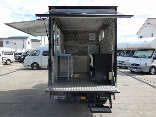 移動販売車 キッチンカー ステンレスシンク コールドテーブル 作業台 冷蔵庫 販売カウンター 跳ね上げ式販売口 4枚サッシ 室内LED照明 換気扇 漏電ブレーカー 外部電源 100Vコンセント(36枚目)