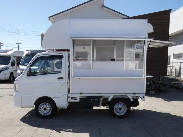 キャリイトラック 　移動販売車　キッチンカー　ケータリングカー　フードトラック　３層シンク　給水タンク１００Ｌ　排水タンク１００Ｌ　冷凍冷蔵コールドテーブル　換気扇　跳ね上げ式販売口　販売カウンター　アクリルサッシ（34枚目）