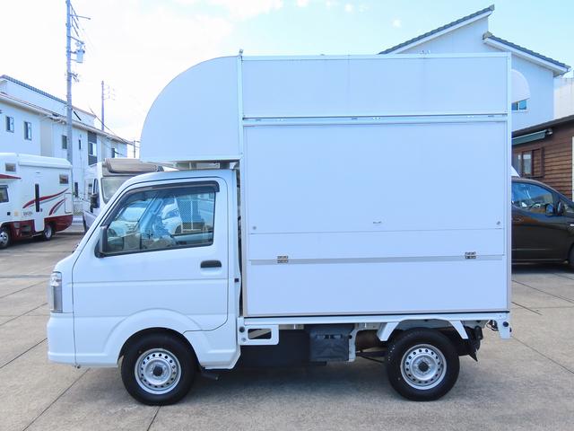 キャリイトラック キッチンカー 移動販売車 8ナンバー 200L給排水タンク 3槽シンク 100V冷蔵庫 換気扇 外部電源 ミラー型ドラレコ ACコンセント 集中ドアロック 2025年タイヤ キーレス オートライト(6枚目)