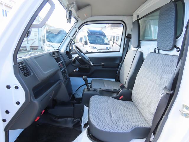 キャリイトラック キッチンカー 移動販売車 8ナンバー 200L給排水タンク 3槽シンク 100V冷蔵庫 換気扇 外部電源 ミラー型ドラレコ ACコンセント 集中ドアロック 2025年タイヤ キーレス オートライト(35枚目)