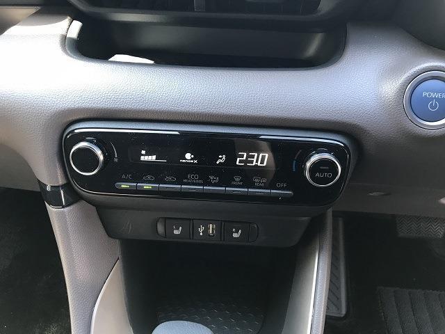 ビュート ストーリー ハイブリッドＬＸ　特別塗装色　コンフォートシートセット　自動眩遠インナーミラー　パノラミックビューモニター　ＢＳＭ＋パーキングサポートブレーキ　エントリーナビキット　ＥＴＣ　取説　スマートキー（18枚目）