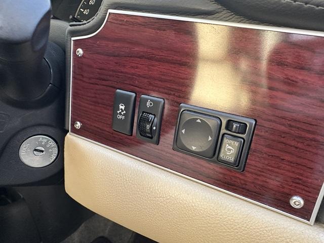 ビュート １２ＳＴ　ワンオーナー　自社オリジナルＲｅｍｉｃ　ＯＰカラー　本革Ｓ　カラードドアトリム（アイボリー）　本革Ｓ　クラシックインパネ（ココア）　クラシックセンターコンソール　社外ＳＤナビ＋フルセグＴＶ　取説（39枚目）