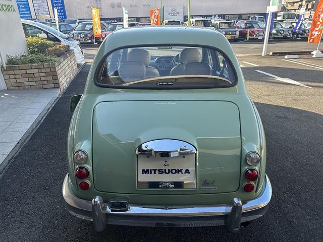 �ۂ݂̂���Z�_���^�C�v�ł��B�p���Ԃ̂悤�Ȑ��E�ς������o���܂��B