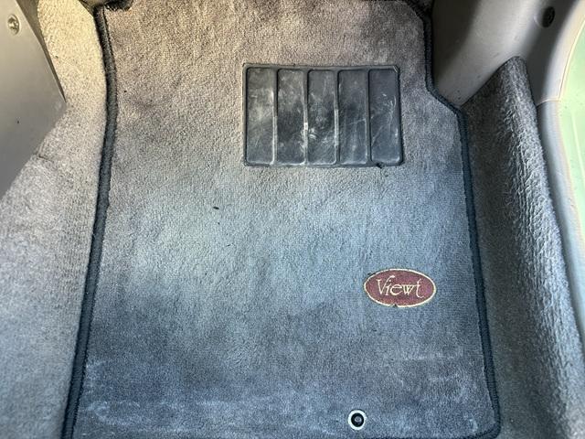 �W���O���[���̃t���A�}�b�g�ł��B�T���߂ȁw�u���������x�̎h�J�f�U�C������������