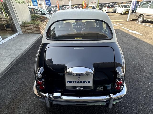 ビュート 　１．３ＤＸ　ＡＢＳ　助手席Ａ／Ｂ　レザー調Ｓ　木目調インパネ　社外新品ウッドステアリング　社外ＳＤナビ＋フルセグＴＶ　バックカメラ　ＥＴＣ　社外新品メッキフェンダーミラー　ＵＥＢケーブル　キーレス（6枚目）