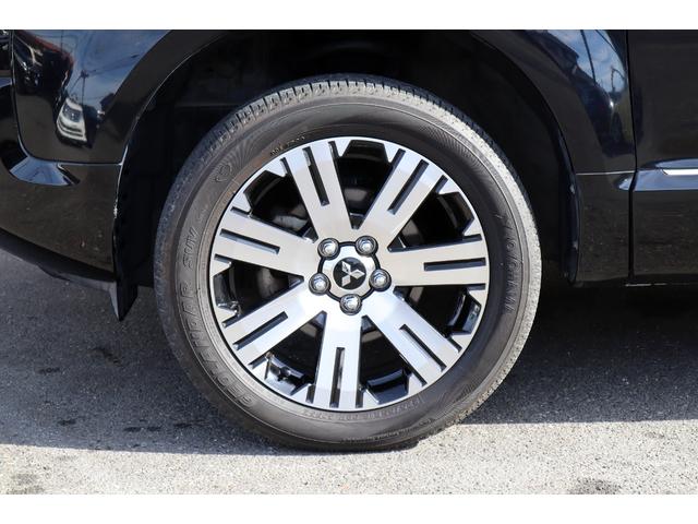 デリカＤ：５ Ｇ　パワーパッケージ　両側パワースライドドア　社外ナビ　地デジ　Ｂｌｕｅｔｏｏｔｈ　Ｂカメラ　ＥＴＣ　ドラレコ　後席フリップダウンモニター　クルーズコントロール　スマートキー　ＨＩＤヘッドライト　純正アルミ　７人乗り（62枚目）