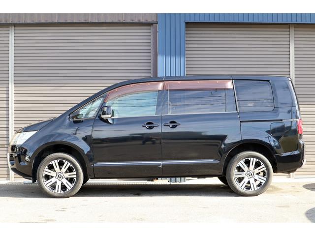 デリカＤ：５ Ｇ　パワーパッケージ　両側パワースライドドア　社外ナビ　地デジ　Ｂｌｕｅｔｏｏｔｈ　Ｂカメラ　ＥＴＣ　ドラレコ　後席フリップダウンモニター　クルーズコントロール　スマートキー　ＨＩＤヘッドライト　純正アルミ　７人乗り（63枚目）