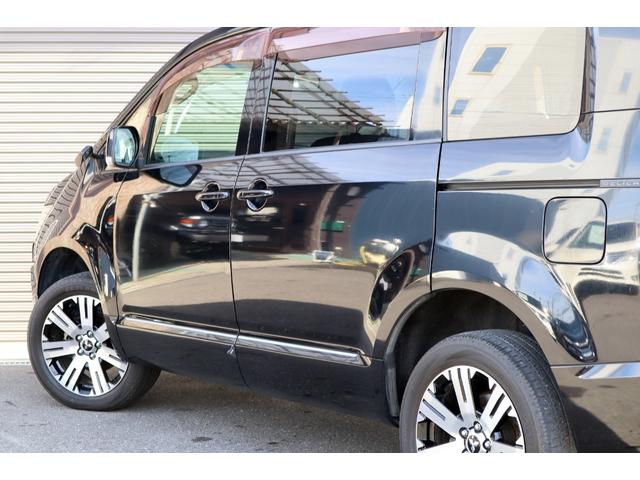 デリカＤ：５ Ｇ　パワーパッケージ　両側パワースライドドア　社外ナビ　地デジ　Ｂｌｕｅｔｏｏｔｈ　Ｂカメラ　ＥＴＣ　ドラレコ　後席フリップダウンモニター　クルーズコントロール　スマートキー　ＨＩＤヘッドライト　純正アルミ　７人乗り（66枚目）