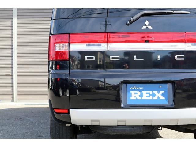 デリカＤ：５ Ｇ　パワーパッケージ　両側パワースライドドア　社外ナビ　地デジ　Ｂｌｕｅｔｏｏｔｈ　Ｂカメラ　ＥＴＣ　ドラレコ　後席フリップダウンモニター　クルーズコントロール　スマートキー　ＨＩＤヘッドライト　純正アルミ　７人乗り（68枚目）