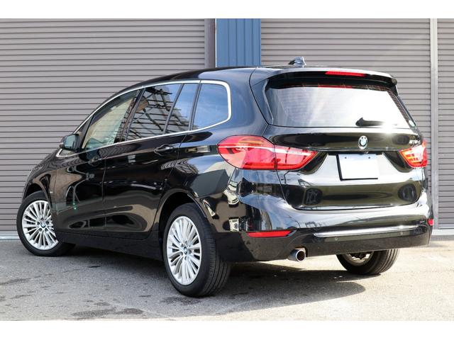 ２シリーズ ２１８ｄグランツアラー　ラグジュアリー　カロッツェリア地デジチューナー　アルパインリアモニター　純正ナビ　バックカメラ　ＥＴＣ　社外レーダー　ブラウンレザーシート　シートヒーター　パワーバックドア　純正アルミ（7枚目）