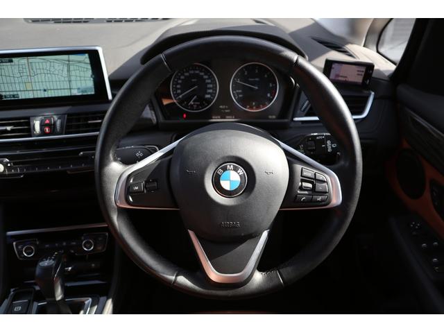 ２シリーズ ２１８ｄグランツアラー　ラグジュアリー　カロッツェリア地デジチューナー　アルパインリアモニター　純正ナビ　バックカメラ　ＥＴＣ　社外レーダー　ブラウンレザーシート　シートヒーター　パワーバックドア　純正アルミ（11枚目）