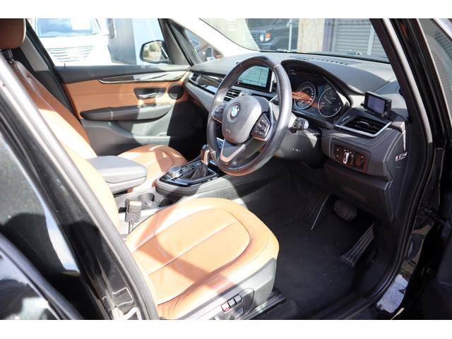 ２シリーズ ２１８ｄグランツアラー　ラグジュアリー　カロッツェリア地デジチューナー　アルパインリアモニター　純正ナビ　バックカメラ　ＥＴＣ　社外レーダー　ブラウンレザーシート　シートヒーター　パワーバックドア　純正アルミ（17枚目）