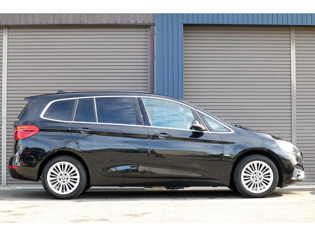 ２シリーズ ２１８ｄグランツアラー　ラグジュアリー　カロッツェリア地デジチューナー　アルパインリアモニター　純正ナビ　バックカメラ　ＥＴＣ　社外レーダー　ブラウンレザーシート　シートヒーター　パワーバックドア　純正アルミ（63枚目）