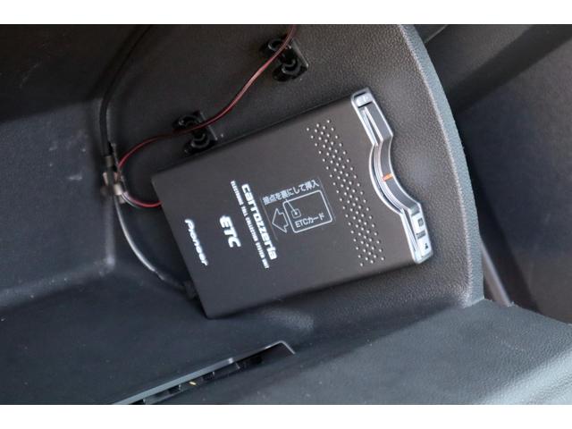 ザ・ビートル デザイン　社外ナビ　地デジ　Ｂｌｕｅｔｏｏｔｈ　ＥＴＣ　ＨＩＤヘッドライト　クルーズコントロール　純正アルミ（28枚目）