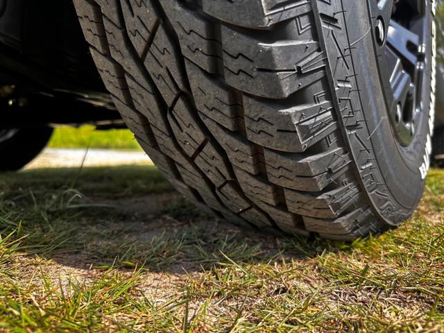 エクストレイル ２０Ｓ　ボディーコーティング済み　ＭＧゴーレム１６インチＡＷ　カーキ全塗装済み　２０２４年オープンカントリー８部山タイヤ　インテリジェントキー　社外ナビ　フルセグＴＶ　カプロンシート　ＥＴＣ（49枚目）