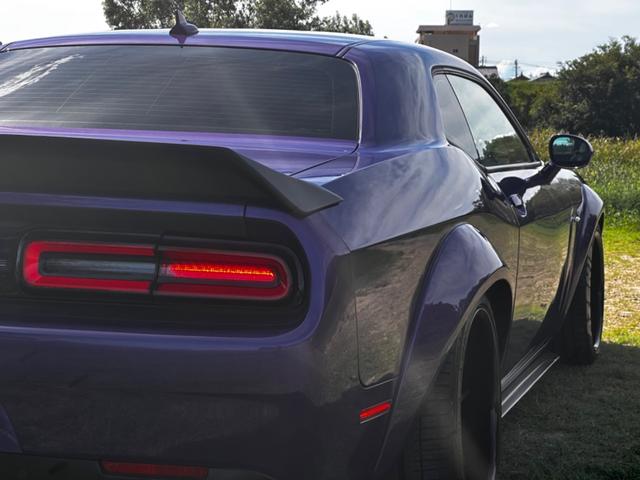 ダッジ・チャレンジャー Ｒ／Ｔ　後期型　ボディーコーティング済み　ワイドボディー　Ｂｏｒｌａマフラー　サンルーフ　２０１９年モデル　社外２０インチＡＷ　ビルシュタイン　ＡｐｐｌｅＣａｒＰｌａｙ　１年中古並行　オートチェック有り（38枚目）