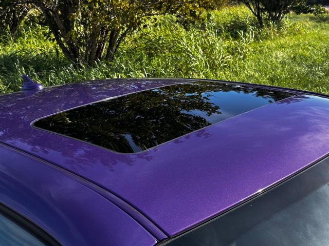 ダッジ・チャレンジャー Ｒ／Ｔ　後期型　ボディーコーティング済み　ワイドボディー　Ｂｏｒｌａマフラー　サンルーフ　２０１９年モデル　社外２０インチＡＷ　ビルシュタイン　ＡｐｐｌｅＣａｒＰｌａｙ　１年中古並行　オートチェック有り（48枚目）