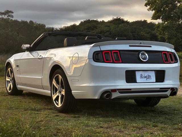 マスタング V8 GTコンバーチブル プレミアム 後期型 ボディーコーティング済み ワンオーナー Bluetooth 地デジTV 正規ディーラー車 バックカメラ 黒レザーシート 社外SDナビ パワーシート クルーズコントロール ETC シートヒーター(7枚目)