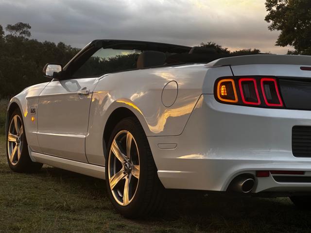 マスタング V8 GTコンバーチブル プレミアム 後期型 ボディーコーティング済み ワンオーナー Bluetooth 地デジTV 正規ディーラー車 バックカメラ 黒レザーシート 社外SDナビ パワーシート クルーズコントロール ETC シートヒーター(35枚目)