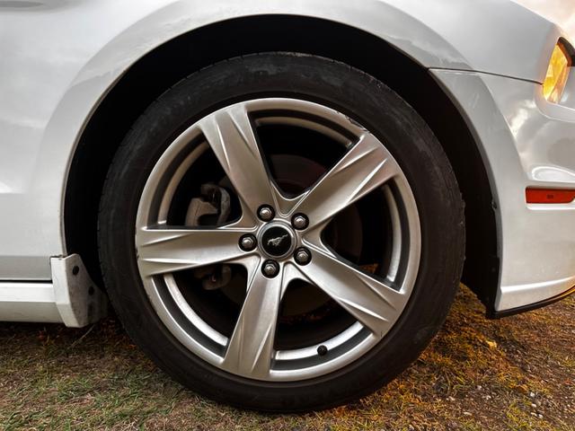 マスタング V8 GTコンバーチブル プレミアム 後期型 ボディーコーティング済み ワンオーナー Bluetooth 地デジTV 正規ディーラー車 バックカメラ 黒レザーシート 社外SDナビ パワーシート クルーズコントロール ETC シートヒーター(54枚目)