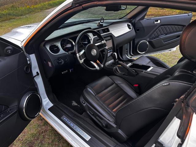 マスタング V8 GTコンバーチブル プレミアム 後期型 ボディーコーティング済み ワンオーナー Bluetooth 地デジTV 正規ディーラー車 バックカメラ 黒レザーシート 社外SDナビ パワーシート クルーズコントロール ETC シートヒーター(63枚目)