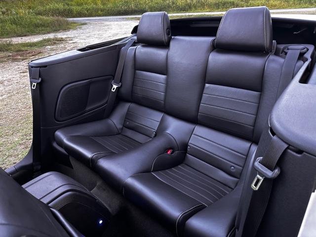 マスタング V8 GTコンバーチブル プレミアム 後期型 ボディーコーティング済み ワンオーナー Bluetooth 地デジTV 正規ディーラー車 バックカメラ 黒レザーシート 社外SDナビ パワーシート クルーズコントロール ETC シートヒーター(68枚目)