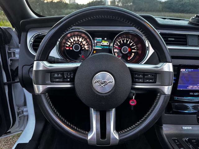 マスタング V8 GTコンバーチブル プレミアム 後期型 ボディーコーティング済み ワンオーナー Bluetooth 地デジTV 正規ディーラー車 バックカメラ 黒レザーシート 社外SDナビ パワーシート クルーズコントロール ETC シートヒーター(74枚目)