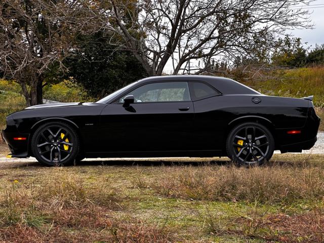ダッジ・チャレンジャー R/T ボディーコーティング済み 2019年モデル 内装1部張り替え済み AppleCarPlay ビルシュタインショック Bluetooth 前後ドライブレコーダー バックカメラ ETC 禁煙車(9枚目)